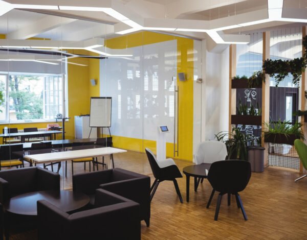 Top Office Interior Designers in Gurgaon for Premium Workspaces